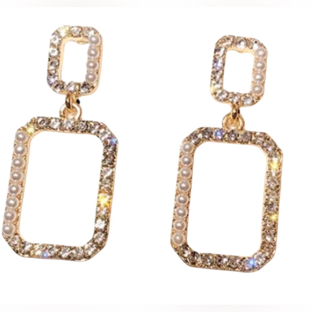 Tuckernuck Square Pearl and Crystal Drop Earrings - Picture 2 of 7